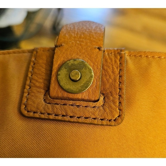 Fossil Textile n Cowhide soft leather crossbody. Beige. Boho. Hippie. Romantic. - Picture 10 of 13